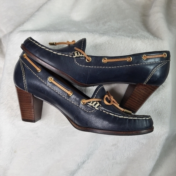 Sabago Healed Leather Shoes. Size 6B. Made in Brazil. - Picture 9 of 11